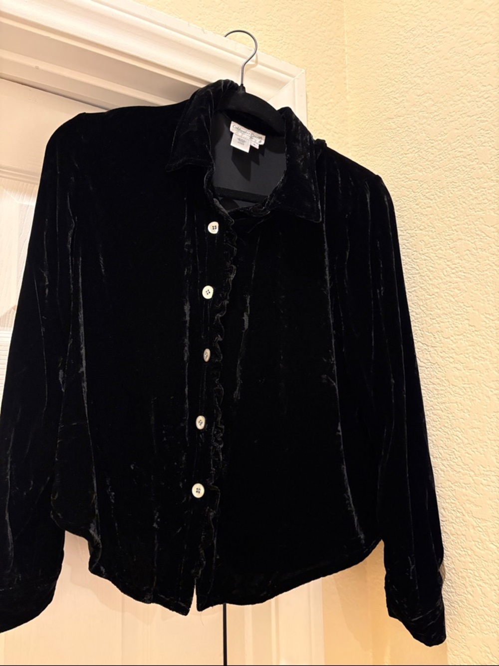 Coldeater Creek Black Button-Front Women's blouse, size small
